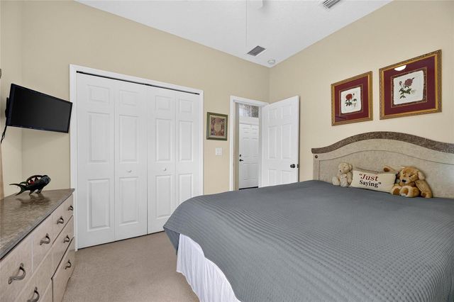 1724 MIRA LAGO CIRCLE, Ruskin, FL 33570