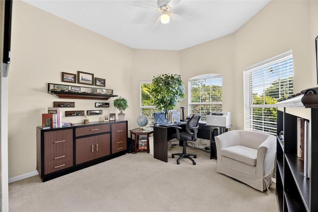 1724 MIRA LAGO CIRCLE, Ruskin, FL 33570