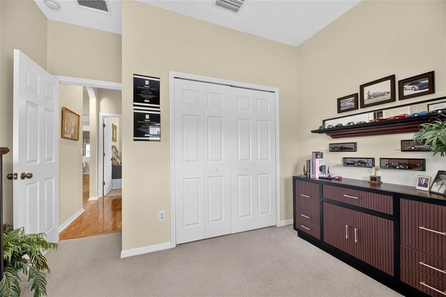 1724 MIRA LAGO CIRCLE, Ruskin, FL 33570