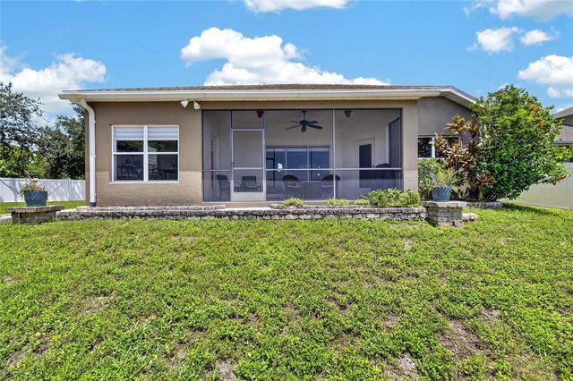 1724 MIRA LAGO CIRCLE, Ruskin, FL 33570