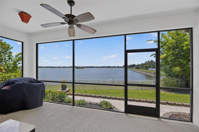 1724 MIRA LAGO CIRCLE, Ruskin, FL 33570