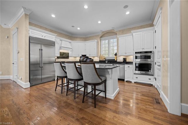 5 Postbridge Court, Greensboro, NC 27407