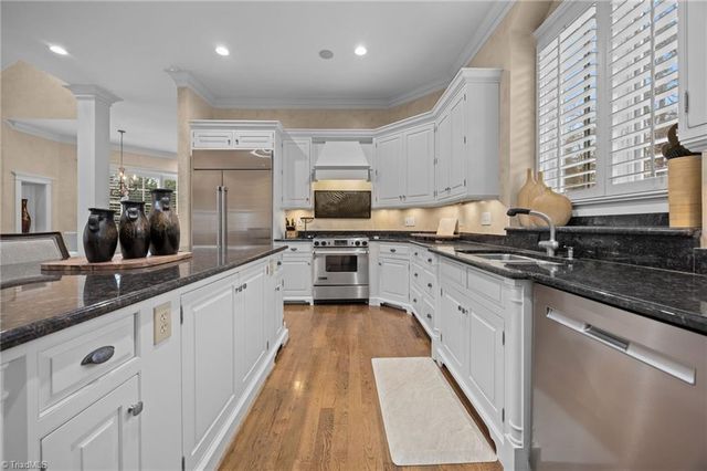 5 Postbridge Court, Greensboro, NC 27407