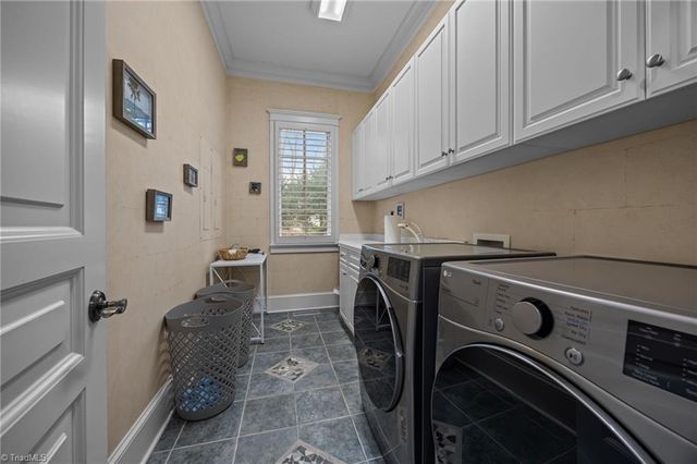 5 Postbridge Court, Greensboro, NC 27407