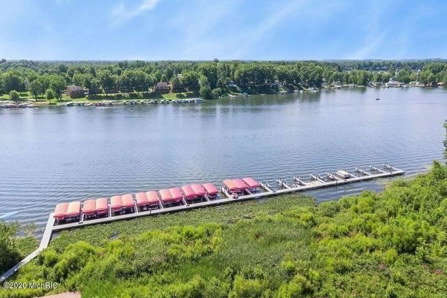 8655 Heron Lane, Watervliet, MI 49098