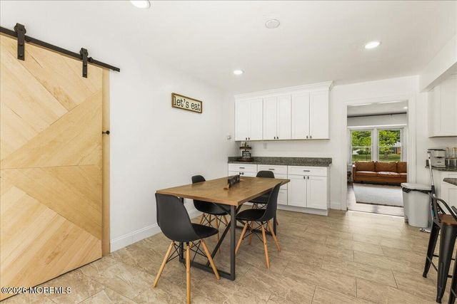 12 Maxwell Lane, Manalapan, NJ 07726