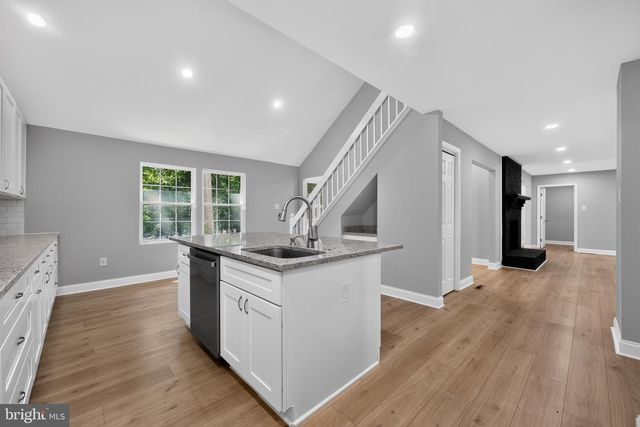 6222 WILLOW GLEN RD, Midlothian, VA 23112