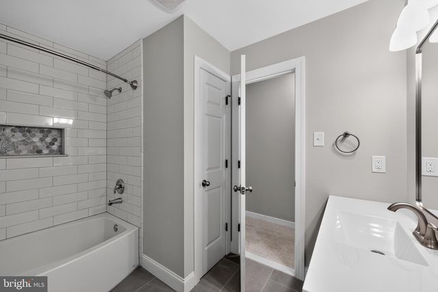6222 WILLOW GLEN RD, Midlothian, VA 23112
