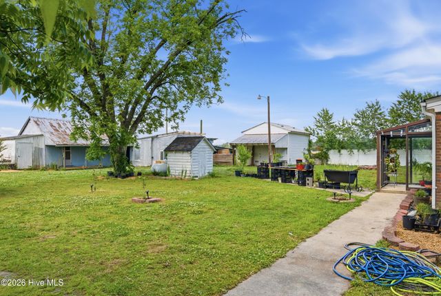 22 Hackley Road, Gates, NC 27937