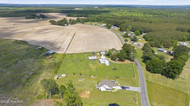 22 Hackley Road, Gates, NC 27937