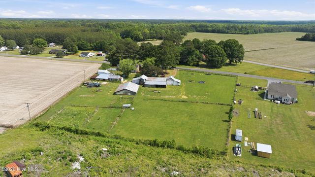 22 Hackley Road, Gates, NC 27937