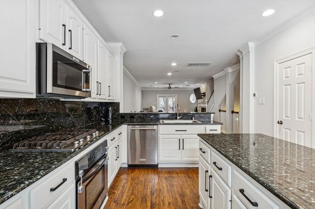 3409 Howell Street, Dallas, TX 75204