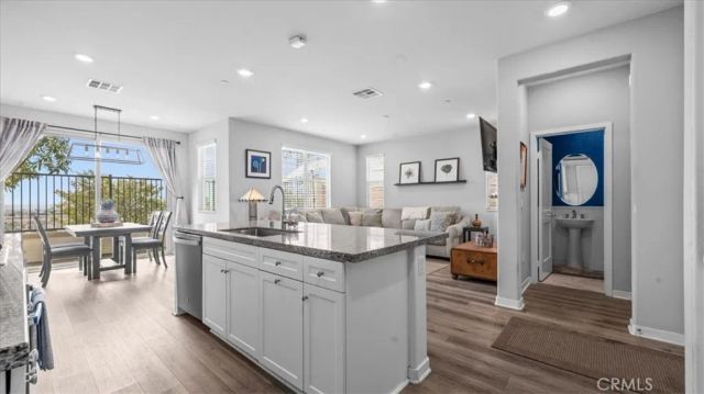 805 Cranberry Way, Upland, CA 91786