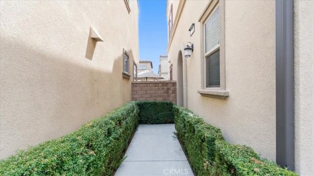 805 Cranberry Way, Upland, CA 91786