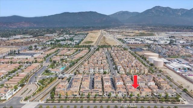805 Cranberry Way, Upland, CA 91786
