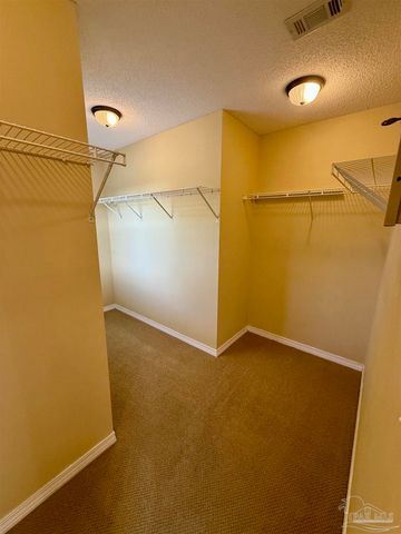 2121 Pin High Dr, Pensacola, FL 32526