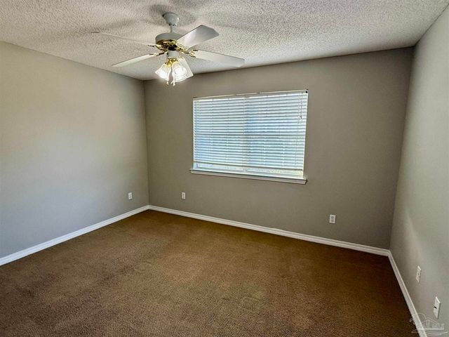 2121 Pin High Dr, Pensacola, FL 32526