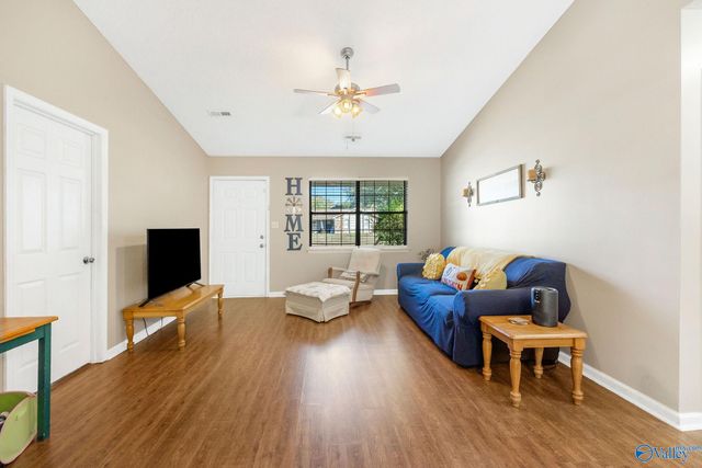 102 Harpeth Drive, New Market, AL 35761