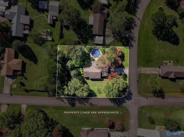 102 Harpeth Drive, New Market, AL 35761