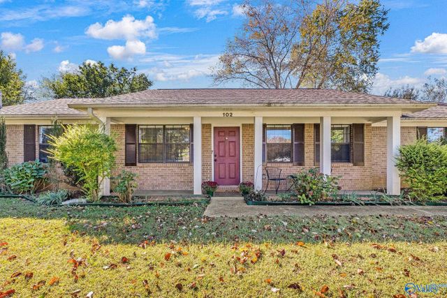 102 Harpeth Drive, New Market, AL 35761