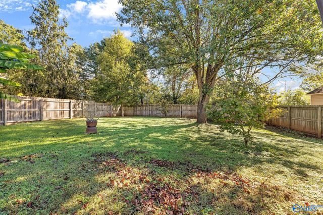 102 Harpeth Drive, New Market, AL 35761