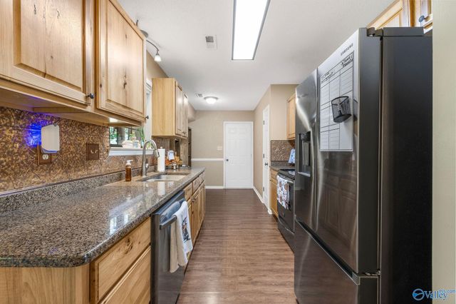 102 Harpeth Drive, New Market, AL 35761