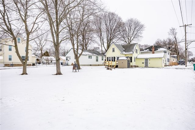 131 Mosley Road, Greece, NY 14616