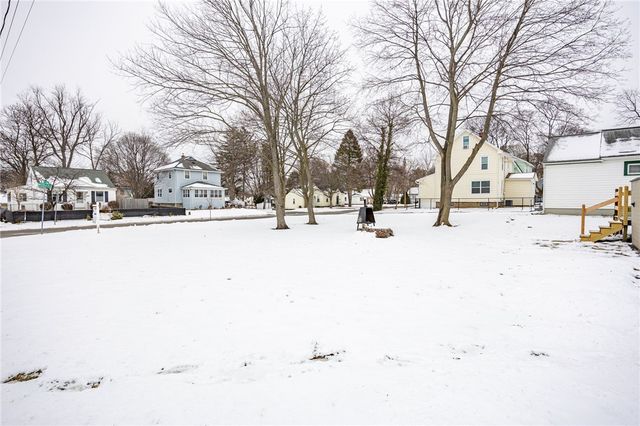 131 Mosley Road, Greece, NY 14616