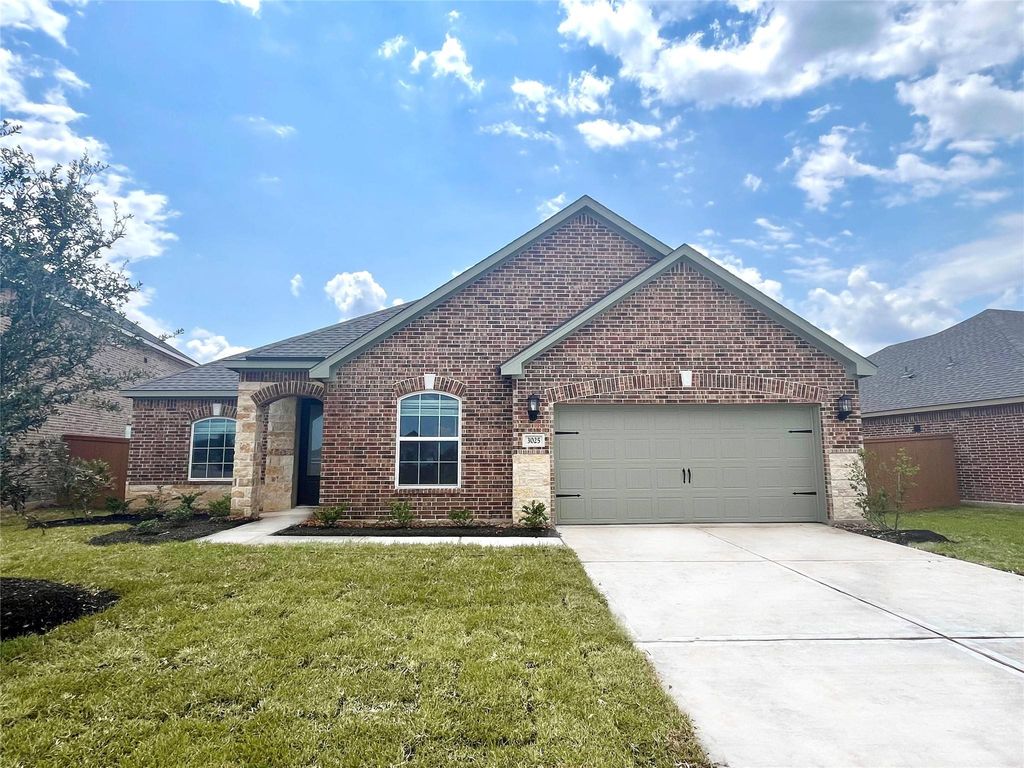 3025 Comber Drive, Texas City, TX 77510