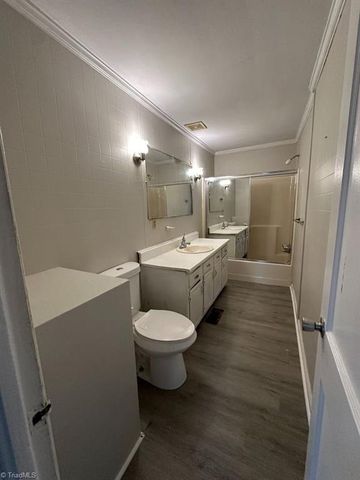 920 Brookline Street, Winston-salem, NC 27107