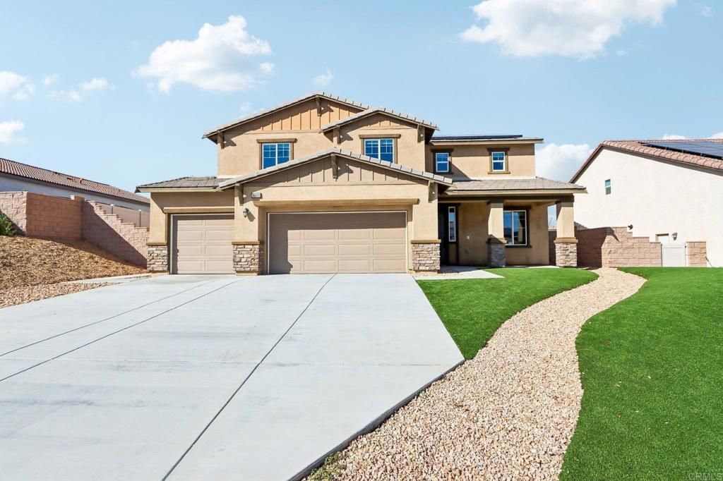 30980 Chuckwagon Court, Winchester, CA 92596 — exterior