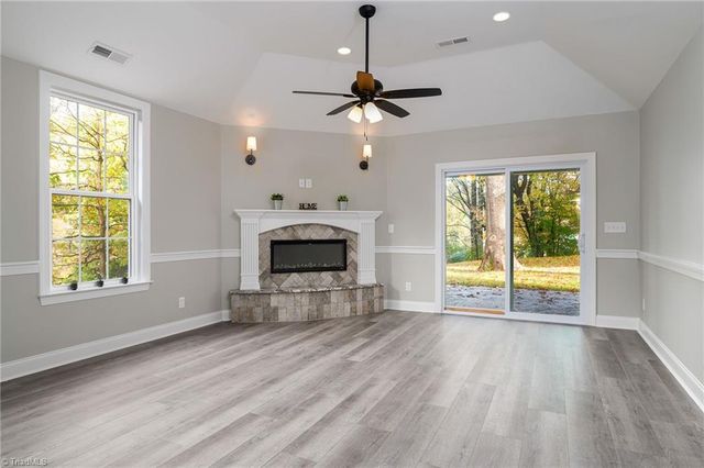 337 Petree Road, Winston-salem, NC 27106