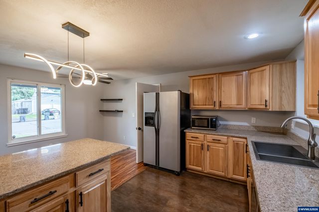 317 Vincent St, Philomath, OR 97370