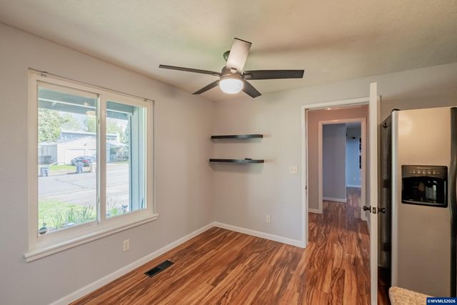 317 Vincent St, Philomath, OR 97370