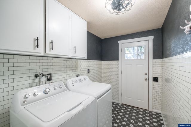317 Vincent St, Philomath, OR 97370
