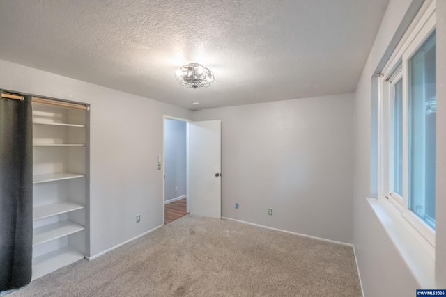 317 Vincent St, Philomath, OR 97370