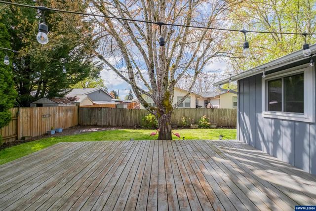 317 Vincent St, Philomath, OR 97370