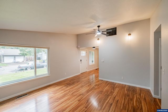 317 Vincent St, Philomath, OR 97370