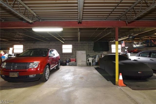 2854 Pease Drive, Rocky River, OH 44116