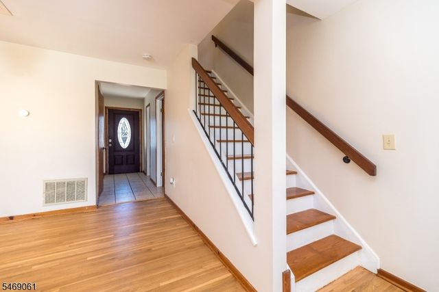 3504 Wellington Ct, Hillsborough Twp., NJ 08844