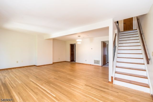 3504 Wellington Ct, Hillsborough Twp., NJ 08844