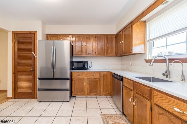 3504 Wellington Ct, Hillsborough Twp., NJ 08844