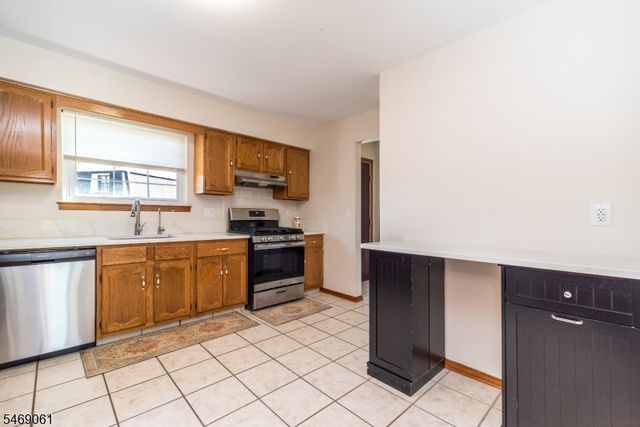 3504 Wellington Ct, Hillsborough Twp., NJ 08844