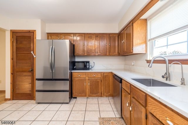 3504 Wellington Ct, Hillsborough Twp., NJ 08844