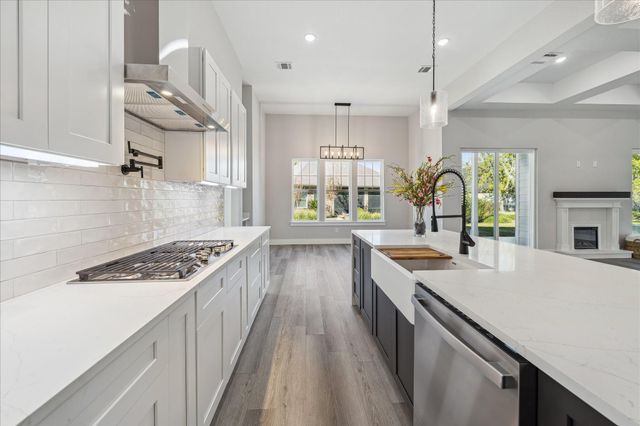 83 Bent Tree Lane, Montgomery, TX 77356