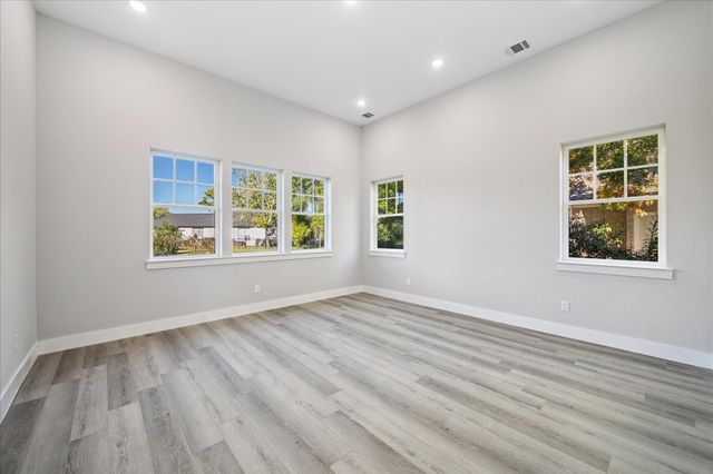 83 Bent Tree Lane, Montgomery, TX 77356