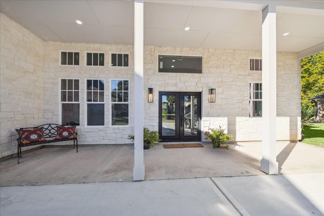 83 Bent Tree Lane, Montgomery, TX 77356