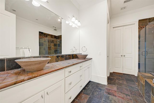 707 Reinicke Street, Houston, TX 77007