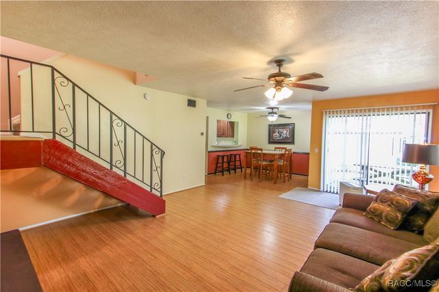 7 Moser Court N, Homosassa, FL 34446