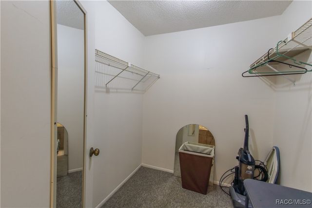 7 Moser Court N, Homosassa, FL 34446